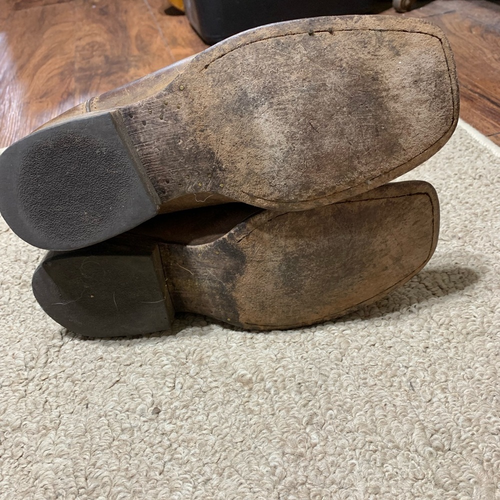 Ariat children’s boots - Picture 4 of 4